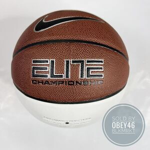 Nike Elite Championship Minnesota Gophers NCAA Basketball  29.5 Size 7